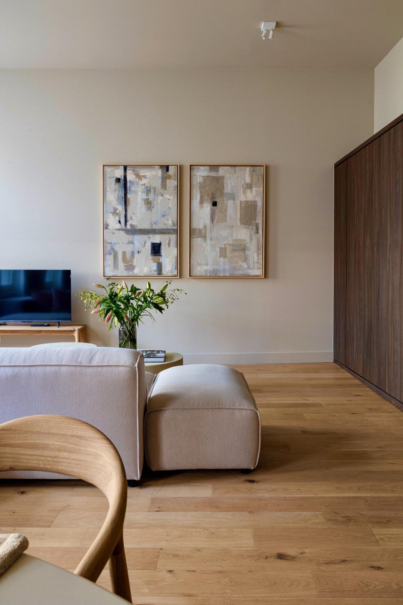 De Gulden Poorte, A Lxryhome Collection *
